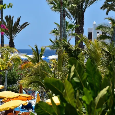 Beachfront Apartment, Poolside, Heated Pool, Close To The Sea, Large Terrace, Free Wifi Arona (Tenerife)